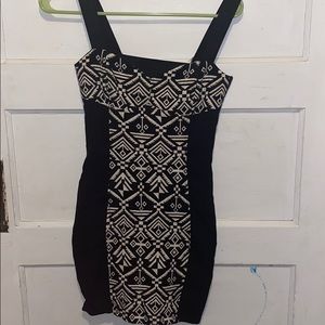 Divided Aztec Dress -Form fitting